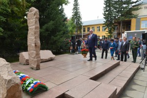Память погибших в террористических актах почтили в Республике Алтай