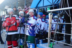 В Горно-Алтайске открыли зимний спортивный сезон и дали старт Году хоккея