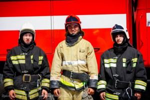 Молодые специалисты МЧС России приняли участие в пожарно-тактических учениях в Республике Алтай
